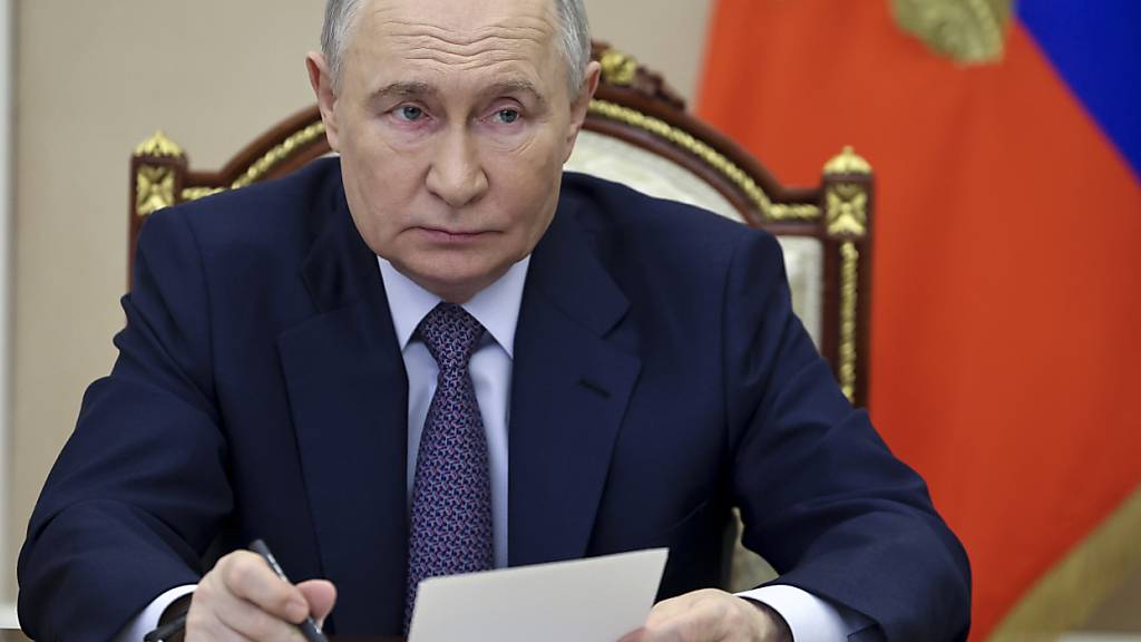 ARCHIV - Der russische Präsident Wladimir Putin. Foto: Alexander Kazakov/Sputnik/AP/dpa