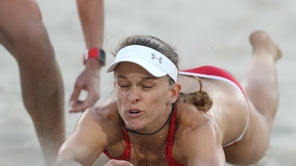 Trotz grossem Kampf ausgeschieden: Die Schweizer Beachvolleyballerinnen Nadine Zumkehr (Bild) und Joana Heidrich unterlagen den topgesetzten Brasilianerinnen