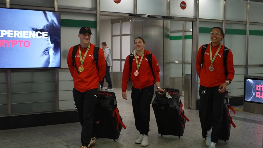 Schweizer Leichtathletik-Team wird nach Hallen-WM feierlich empfangen