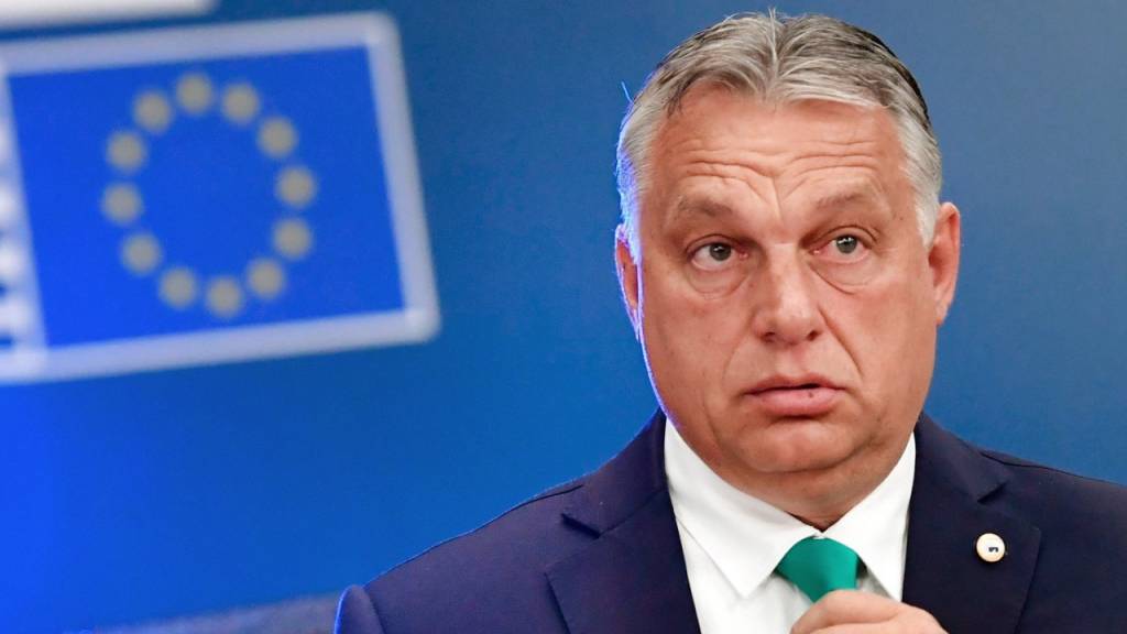 ARCHIV - Ungarns Ministerpräsident Viktor Orban trifft zum EU-Gipfel im Gebäude des Europäischen Rates ein. Foto: John Thys/AFP Pool/AP/dpa