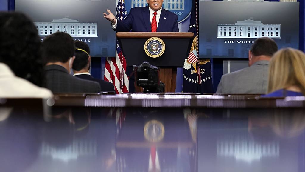 Donald Trump, Präsident der USA, spricht auf einer Pressekonferenz im Weißen Haus. Foto: Andrew Harnik/AP/dpa
