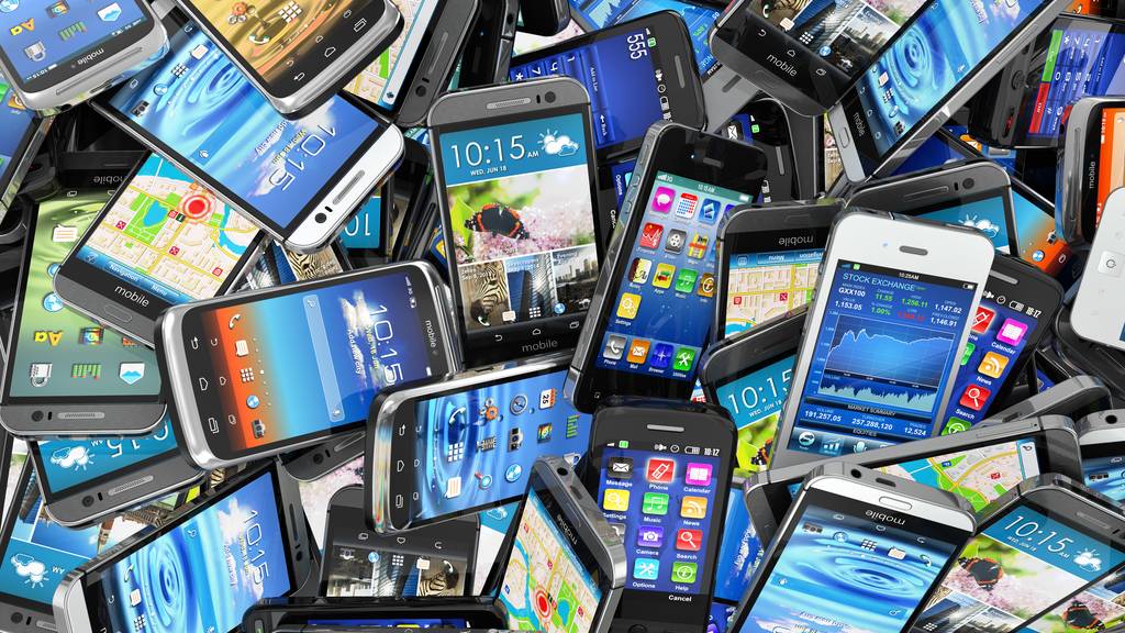 Nachfrage nach Secondhand-Handys steigt – aber lohnt sich das?
