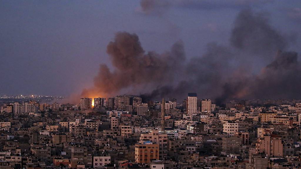 Die Evangelisch-reformierten Kirche Schweiz (Heks) kämpft um Zugang zum von Israel abgeriegelten Gazastreifen. «Hilfsorganisationen fordern Zugang, erhalten diesen aber nicht», sagte der zuständige Heks-Landesdirektor Hakam Awad. Im Bild: Gaza. (Archivbild)