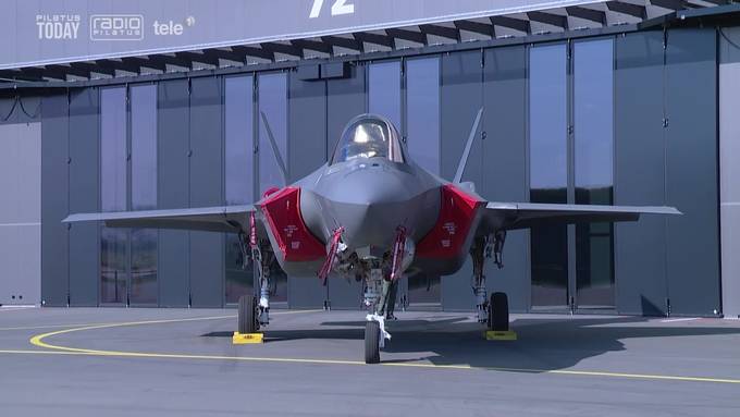 Emmen im Kampfjet-Fieber: Experten stellen den F-35 vor