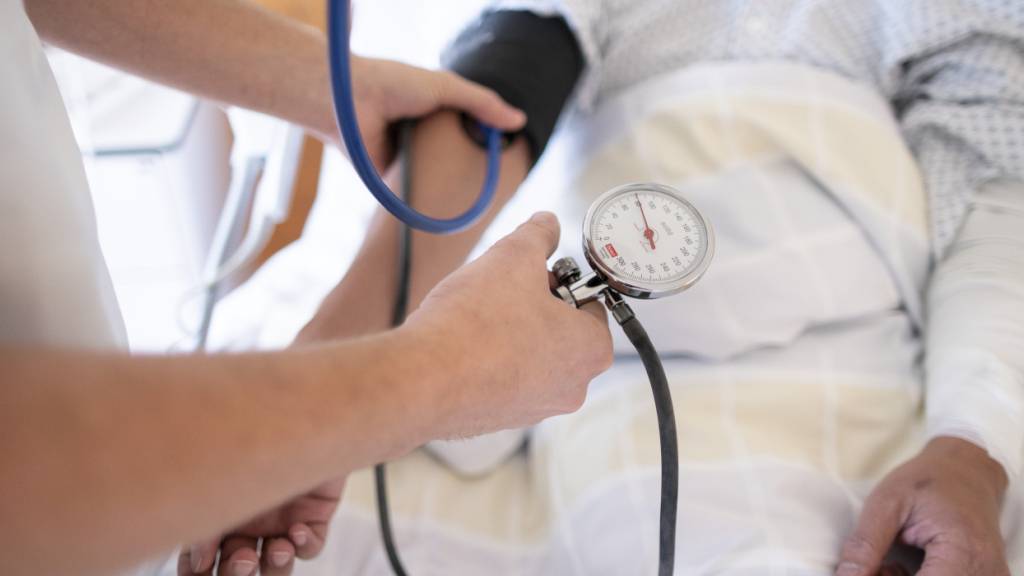 Das Adus Spital hat sich erfolgreich gegen die Streichung von der Spitalliste gewehrt. (Symbolbild)