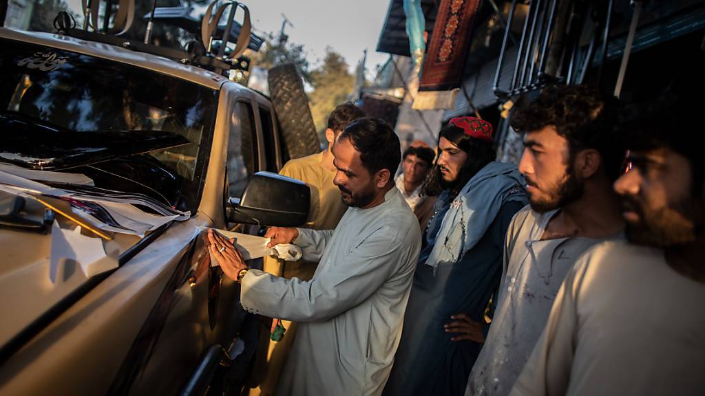 Nach der Machtergreifung der Taliban in Afghanistan ist international die Sorge groß vor weiteren Konflikten in der Region. Foto: Oliver Weiken/dpa