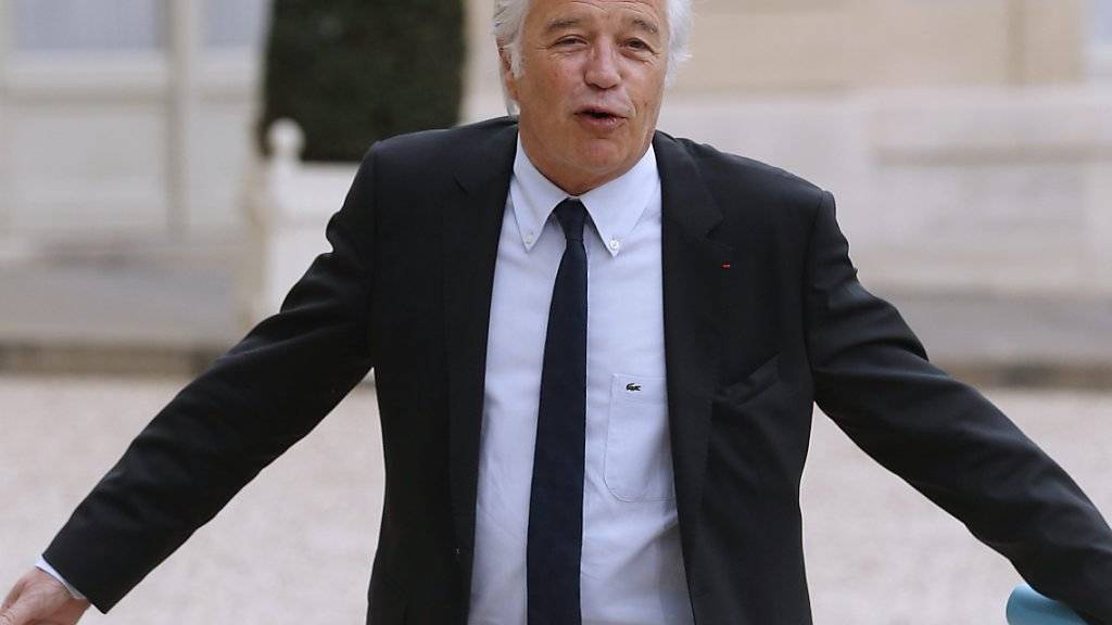 Der französische Arbeitsminister François Rebsamen vor dem Elysée-Palast in Paris. Bald kehrt er ins Burgund zurück und ist wieder Bürgermeister von Dijon.