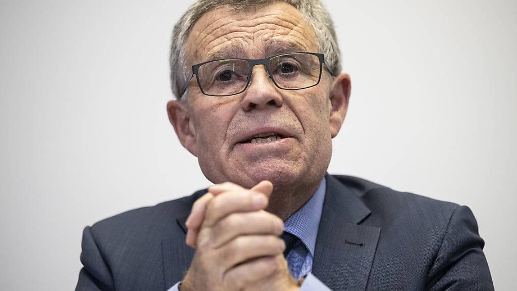 SVP-Finanzdirektor Ernst Stocker will weitere Steuersenkungen. (Archivbild)