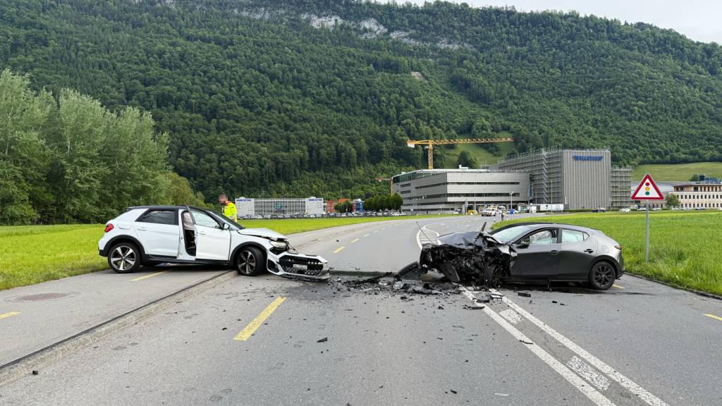 Der Unfall auf der Stanser Allmend forderte am Montagmorgen zwei Verletzte.