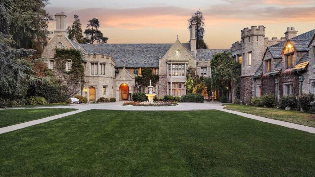 Die The Playboy Mansion in Los Angeles: Hier soll Cosby das US-Modell Goins sexuell missbraucht haben - mit Billigung von «Playboy»-Gründer Hefner.