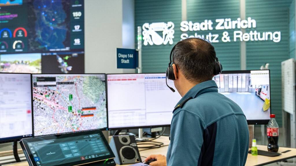 Die Einsatzzentrale in Zürich arbeitete am Donnerstagabend erneut im Unwettermodus, wie Schutz und Rettung auf der Plattform X bekanntgab. (Archivbild)