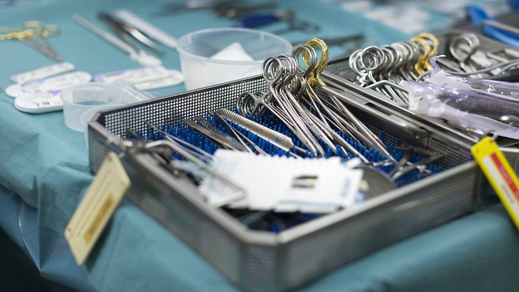Patient stirbt nach misslungener Operation – Arzt wird freigesprochen