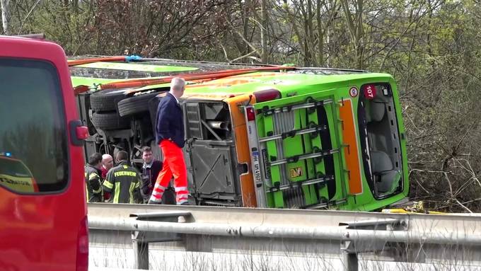 Vier Tote bei Unfall von Flixbus mit Ziel Zürich