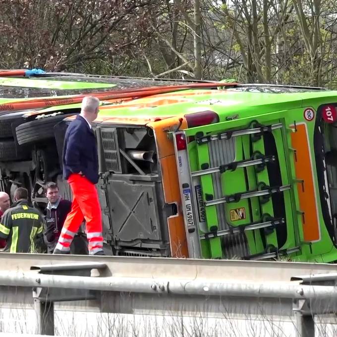 Keine Schweizer Todesopfer bei Flixbus-Horrorcrash