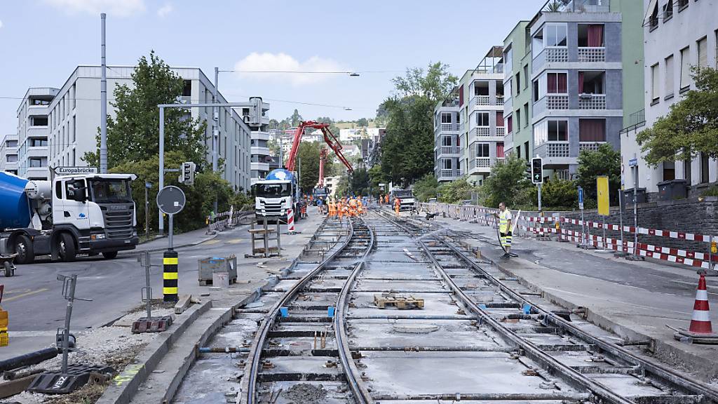 So wie hier in Wipkingen soll es bald in Zürich-Nord aussehen. Gleich mehrere neue Tramlinien sind geplant. (Archivbild)