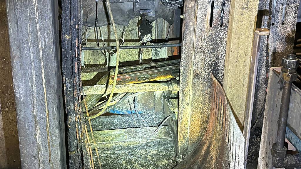 Der Brand brach in einem Elektrokasten aus.