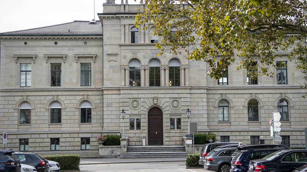 Der Zuger Regierungsrat verzichtet auf eine eigene OECD-Zusatzsteuer. (Archivbild)