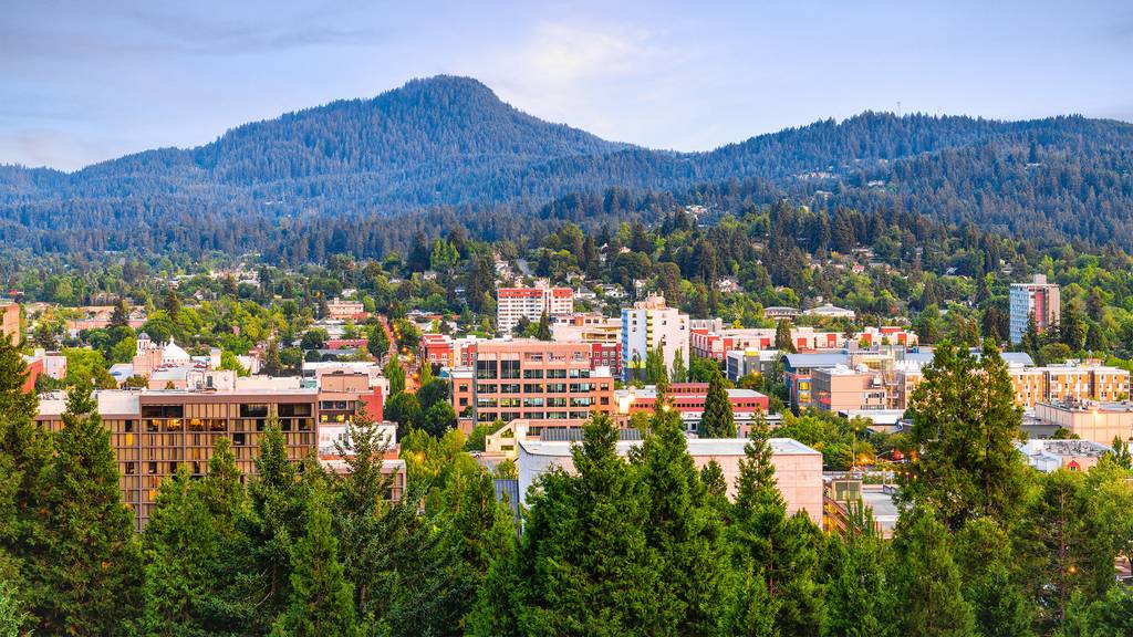 Eugene-Oregon-A-Airbnb-20-for-2020 (1)