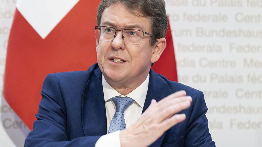 Für Verkehrsminister Albert Rösti braucht es eine Nationalstrasseninfrastruktur in allen Landesgegenden. Doch vor weiteren Ausbauten brauche es nun Gespräche mit allen Betroffenen.