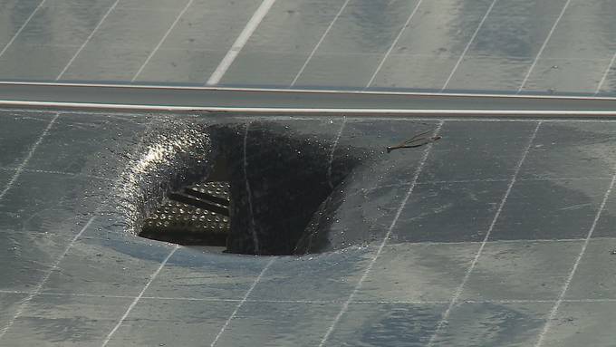 Solaranlage auf Schaffhauser Dach wurde von Windhose zerstört