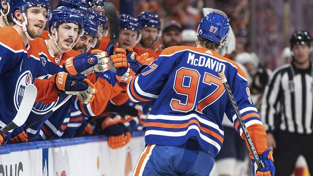 Connor McDavid führte die Edmonton Oilers mit einem Tor und drei Assists zum ersten Sieg in der Final-Serie gegen die Florida Panthers