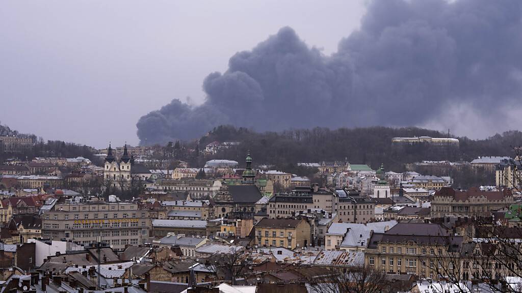 Kiew berichtet von schweren Raketenangriffen gegen Lwiw