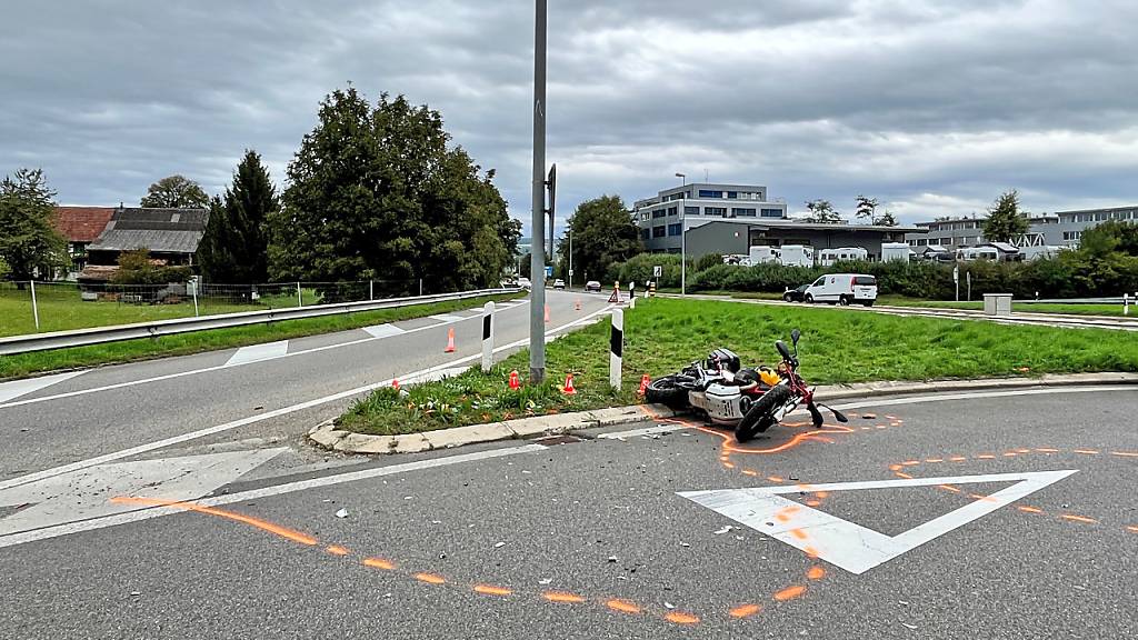 In Frauenfeld TG verunfallte am Montagmorgen eine 51-jährige Motorradfahrerin tödlich.