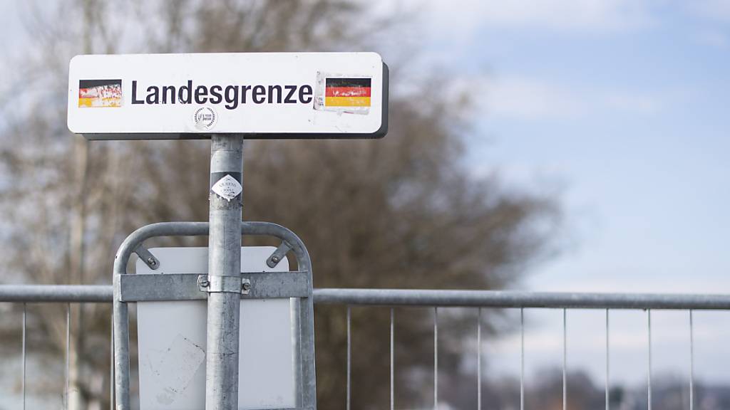 Die Internationale Bodensee-Konferenz (IBK) will vermeiden, dass der kleine Grenzverkehr – wie in der erste Corona-Welle – erneut geschlossen wird. (Archivbild)