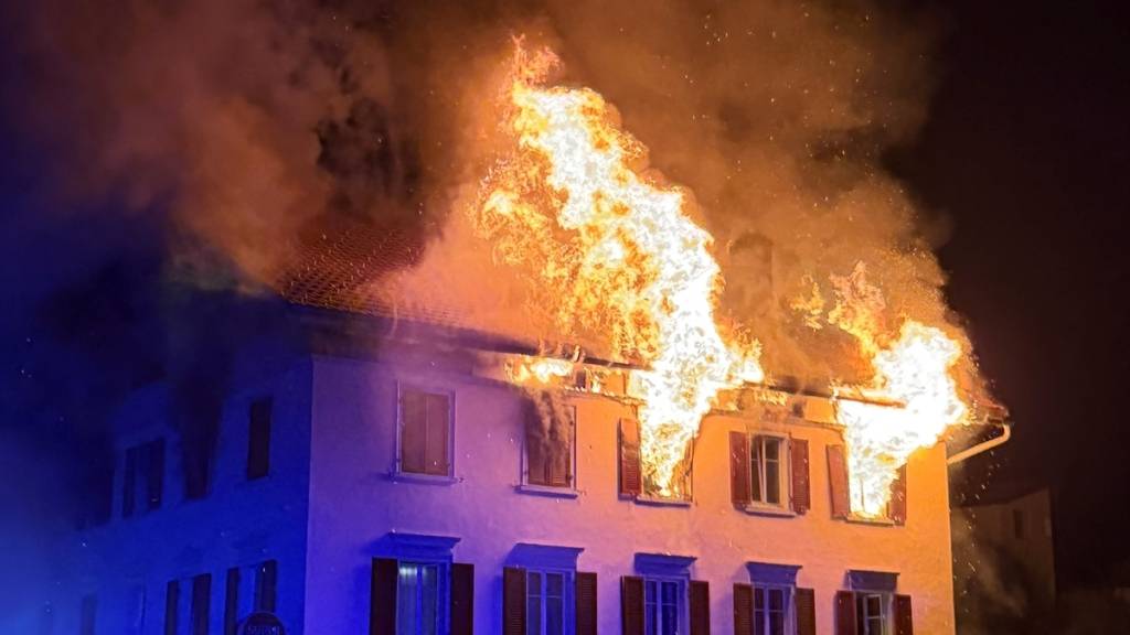 Staatsanwaltschaft bestätigt Verhaftung nach Brand in Thusis GR
