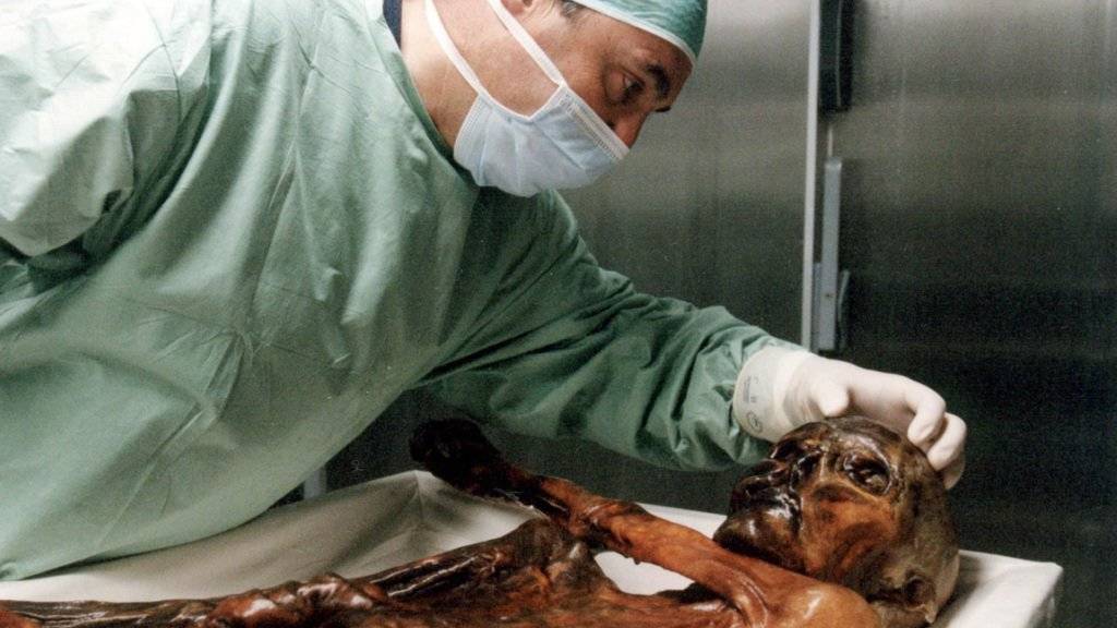 Ötzi, der Mann aus dem Eis, lebte vor etwa 5300 Jahren. (Archivbild)