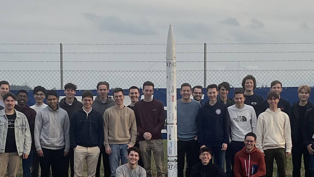 Schweizer Studierende wollen mit selbstgebauter Rakete an Wettbewerb teilnehmen