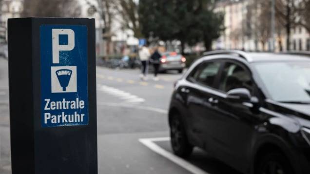 Parkieren ist in der Stadt Luzern schweizweit am teuersten.
