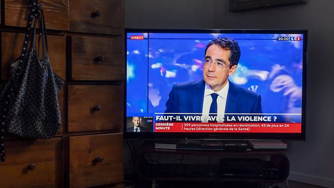 Ex-RTS-Moderator Darius Rochebin zurück am französischen Fernsehen
