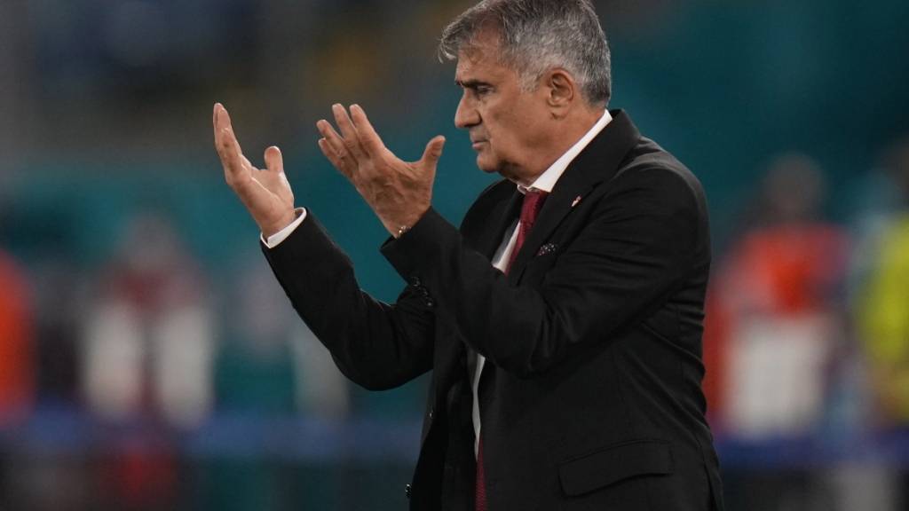 Der türkische Nationaltrainer Senol Günes: «Wir sind noch nicht so gut, wie wir uns das erhofft hatten»