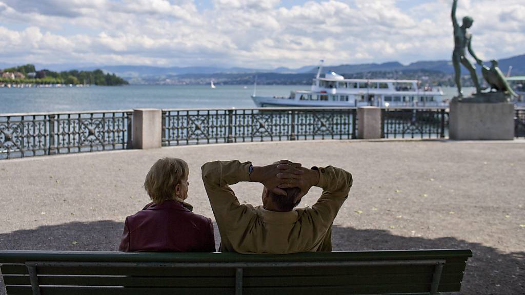 Der Aargauer Regierungsrat hat seine Leitsätze zur Alterspolitik vorgelegt: Ältere Menschen sollen ein angenehmes, eigenständiges Leben führen können, lautet das Ziel. (Symbolbild)