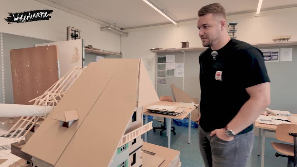 Walther Adrian, der Architekt im Sägemehl