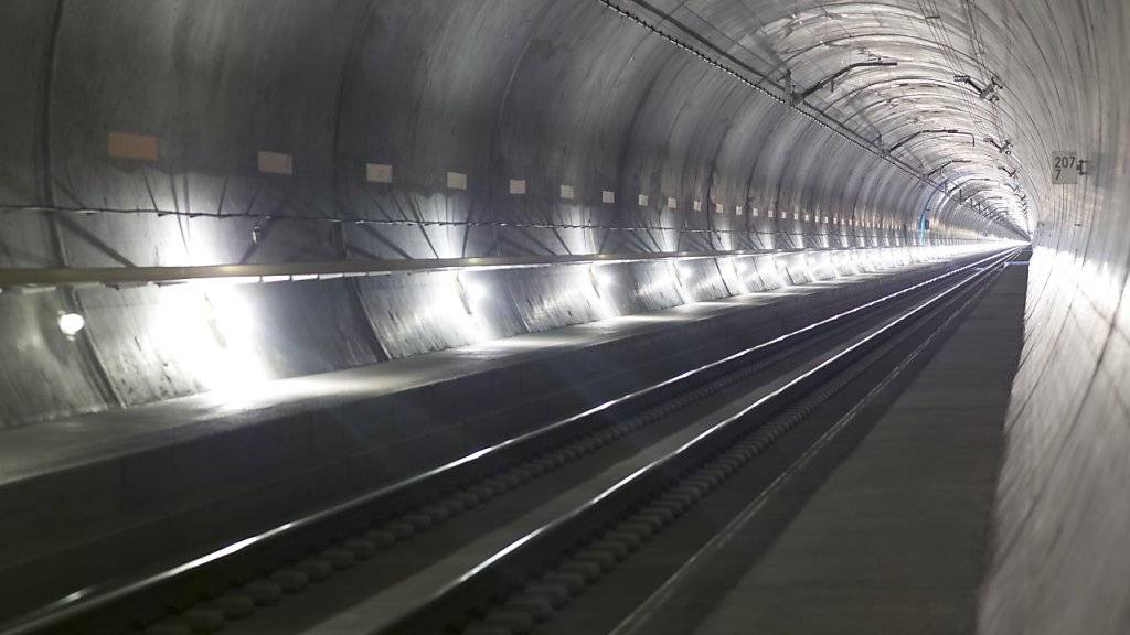 Noch sind rund 5000 Testfahrten geplant, bis der fahrplanmässige Betrieb durch den Gotthard-Basistunnel am 11. Dezember aufgenommen wird.