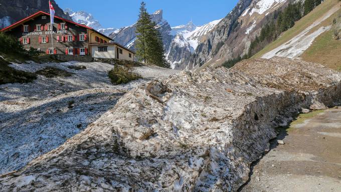 Seealpsee: Lawinen rissen Berghütten mit