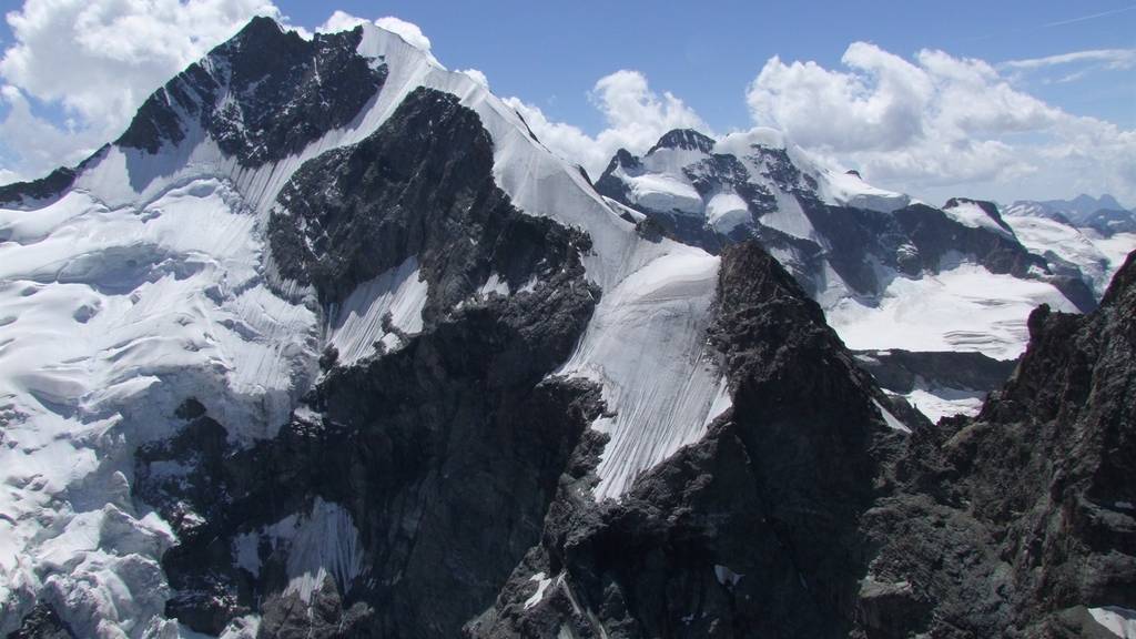 Der Biancograt am Piz Bernina wurde einer 32-jährigen Berggängerin zum Verhängnis.