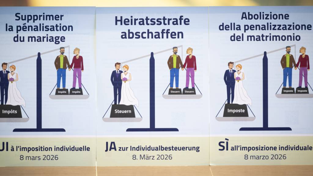 Am meisten Zustimmung geniesst im Vorfeld der Abstimmungen vom 8. März gemäss einer Umfrage die Einführung der Individualbesteuerung. (Archivbild)