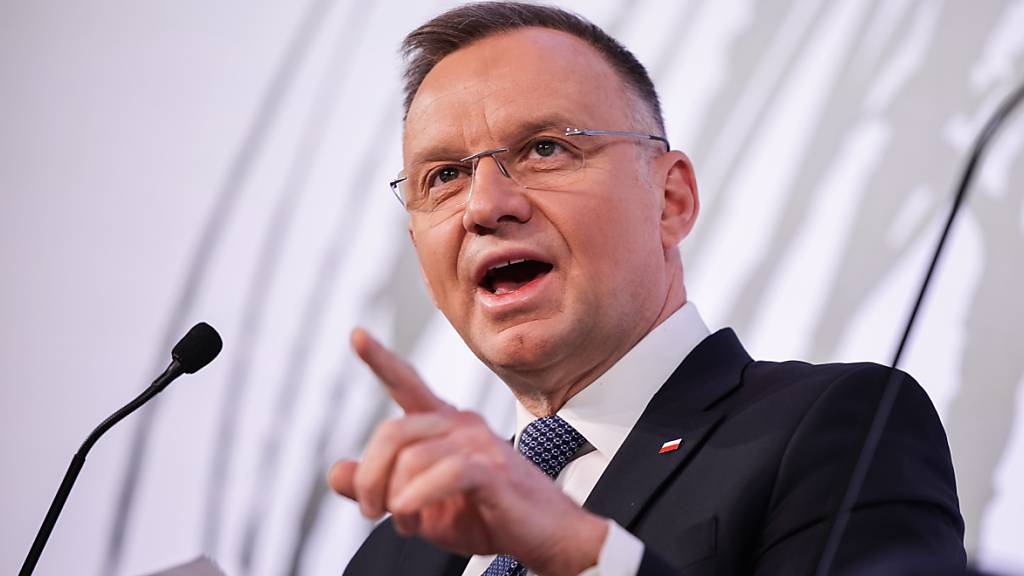 Andrzej Duda, Präsident von Polen, spricht auf einer Veranstaltung. Foto: Hannes P. Albert/dpa