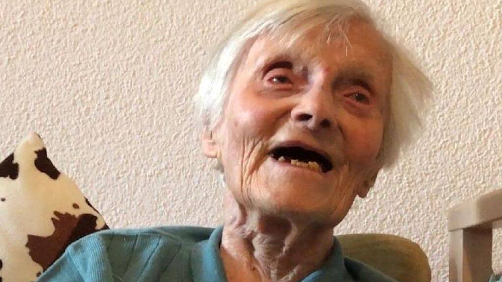 Am 11. Januar 2020 feierte Alice Schaufelberger ihren 112. Geburtstag. SRF widmete ihr einen Bericht und gratulierte. Am 16. November ist die älteste Schweizerin in Zürich gestorben.