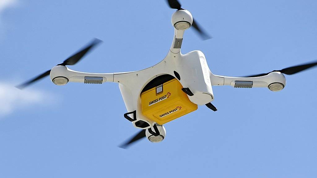 Sorgenkind Post-Drohne: der Konzern will die Sicherheit der Fluggeräte nach zwei Abstürzen mit der Einsetzung eines Expertenrats sowie verschiedenen technischen Sofortmassnahmen erhöhen. (Archivbild)