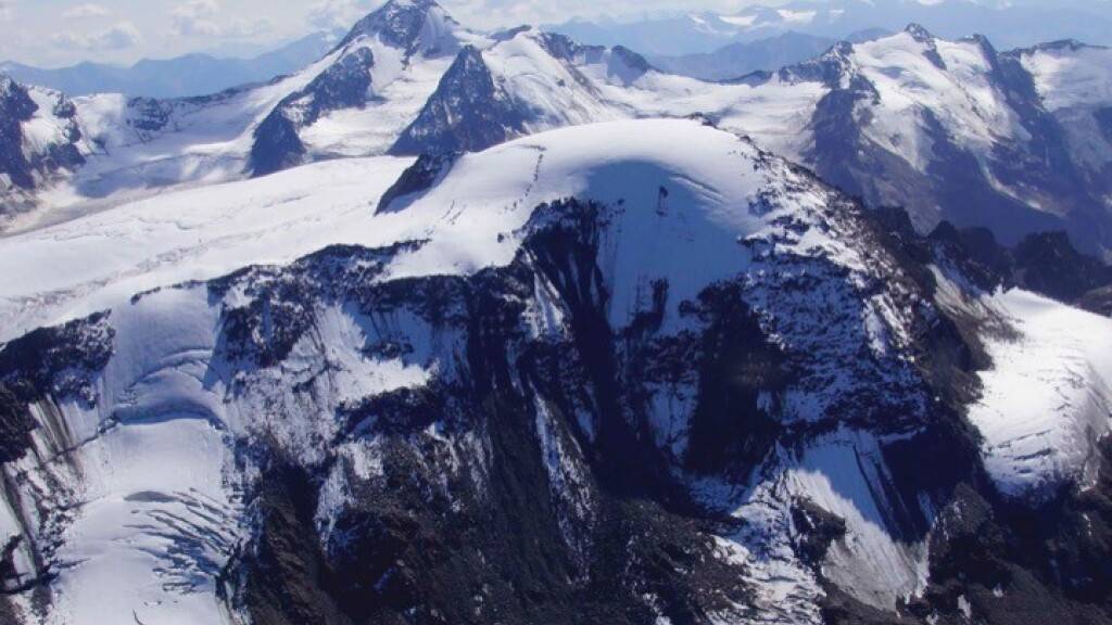 Luftaufnahme der Weissseespitze (im Vordergrund): Vor 6000 Jahren war der Gipfel einer neuen Studie zufolge eisfrei.