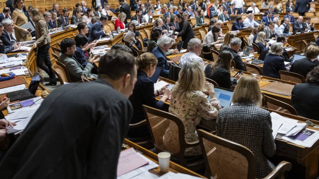 Im Nationalrat stösst die Neutralitätsinitiative und auch der direkte Gegenvorschlag dazu auf keine grosse Gegenliebe.