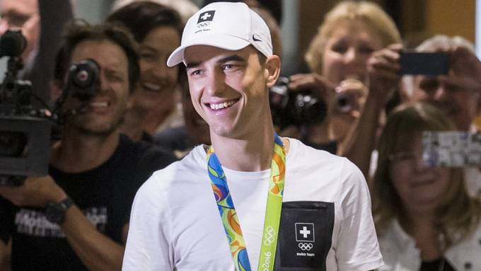 Olympiasieger am Flughafen Zürich-Kloten empfangen