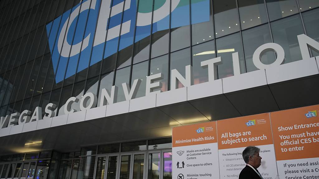Die Technologiemesse CES in Las Vegas steht ganz im Zeichen der Künstlichen Intelligenz. Nicht zuletzt dank des KI-Hypes boomt die Messe.