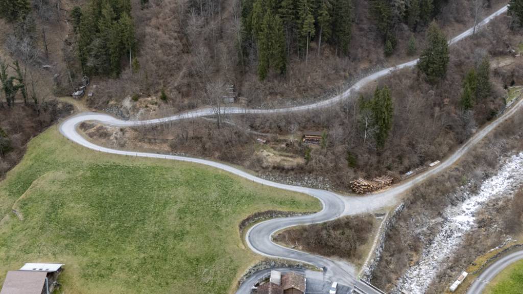 Eine Ansicht auf die Eierschwand in der Gemeinde Bürglen UR im Schächental. Die Eierschwand soll mit einer Erschliessungsstrasse für den Autoverkehr erschlossen werden.