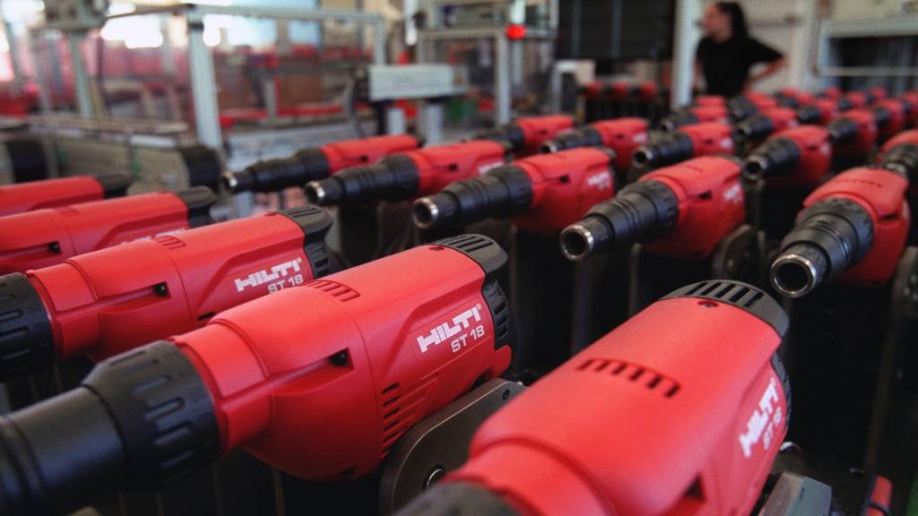 Hilti macht 2023 trotz höherem Umsatz etwas weniger Gewinn