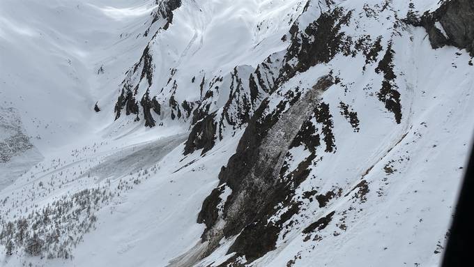 Skifahrerin stirbt nach Lawinenniedergang bei Samnaun